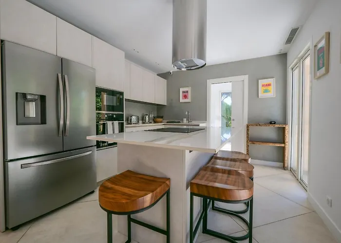 Pinede Proche Et Tropez * سان تروبيه